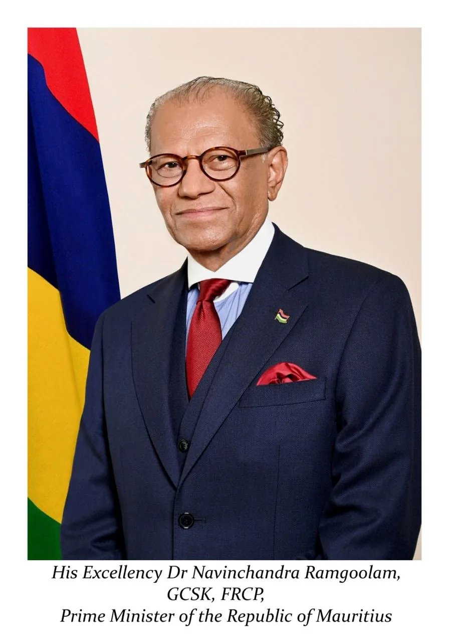 Dr the Hon Navinchandra RAMGOOLAM, G.C.S.K., F.R.C.P.,